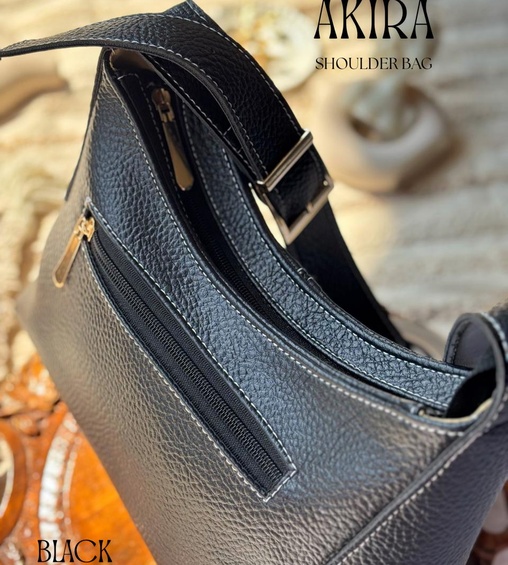 Akira Shoulder Bag Black