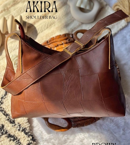 Akira Shoulder Bag Brown