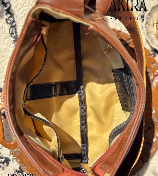 Akira Shoulder Bag Brown
