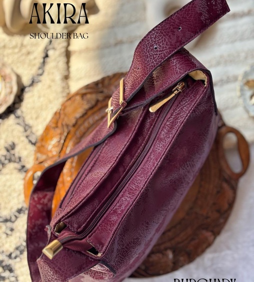 Akira Shoulder Bag Burgundy