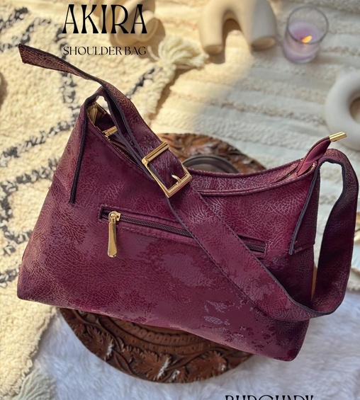 Akira Shoulder Bag Burgundy