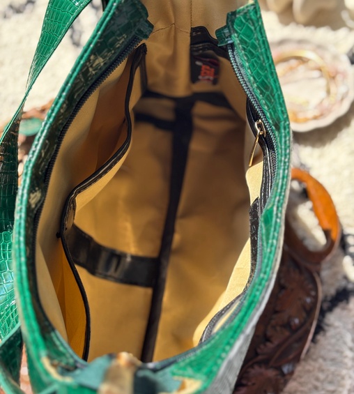 Akira Shoulder Bag Green