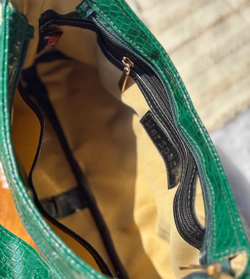 Akira Shoulder Bag Green