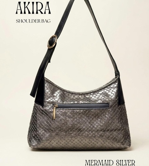 Akira Shoulder Bag Mermaid Silver Akira Shoulder Bag Mermaid Silver