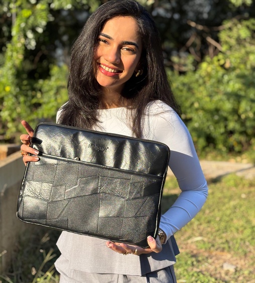 Alana Laptop Sleeve Black