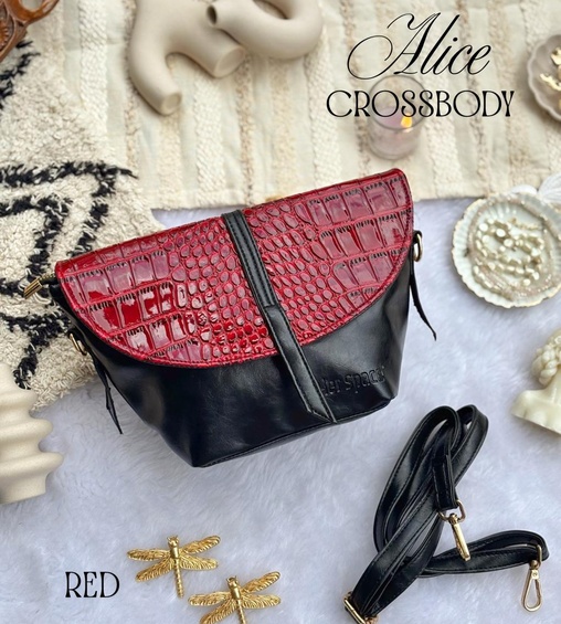 Alice Crossbody Red