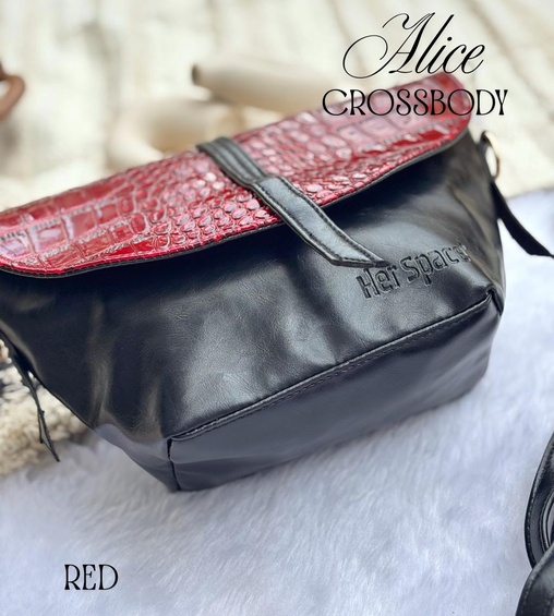 Alice Crossbody Red
