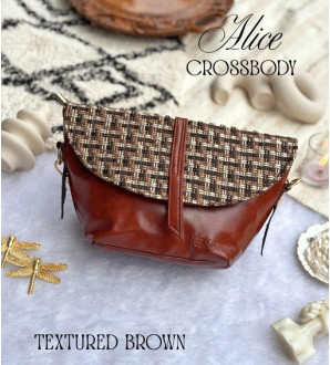 Alice Crossbody Textured Brown