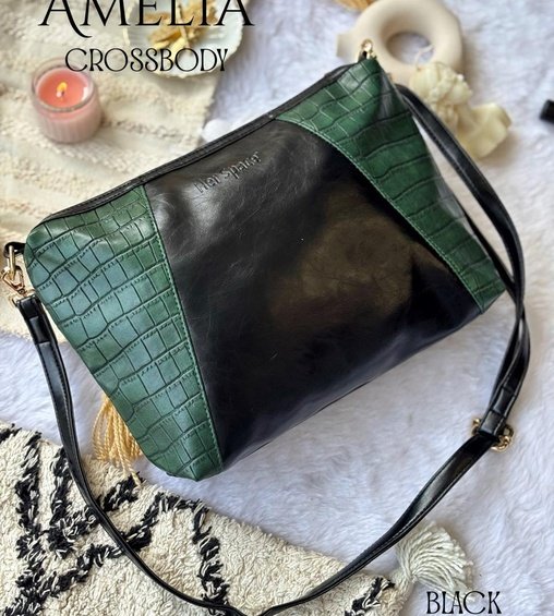 Amelia Crossbody Black Amelia Crossbody Black
