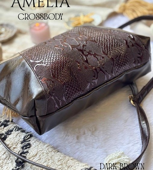 Amelia Crossbody Dark Brown