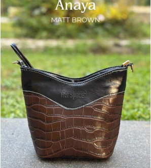 Anaya Crossbody Matte Brown