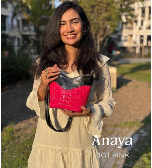 Anaya Crossbody Hot Pink