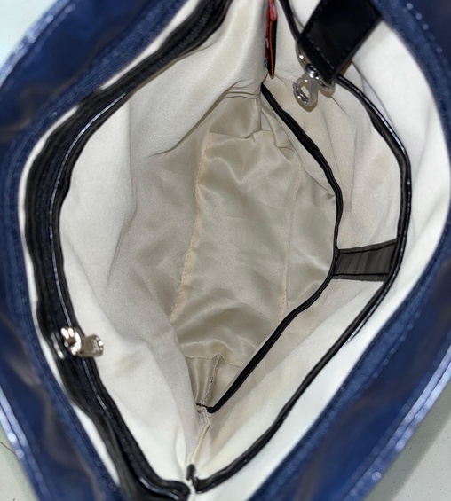 Around Town Crossbody Bottle Green