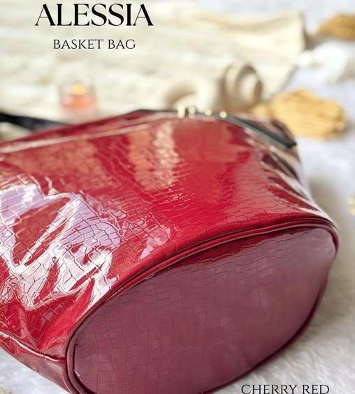 Alessia Basket Bag Cherry Red