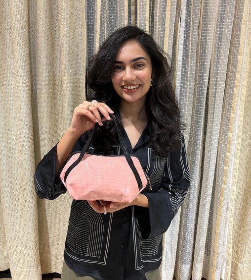 Bella Pouch Pastel Pink Bella Pouch Pastel Pink