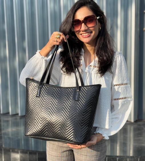 Christie Striped Black