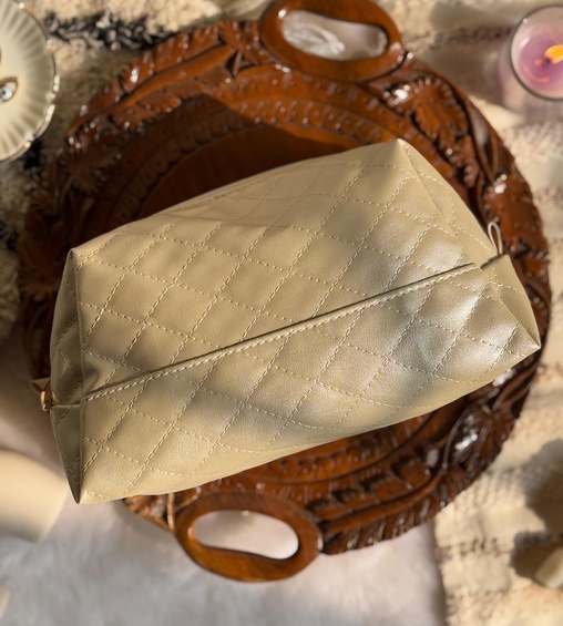 Chunky Box Pouch Quilted Beige