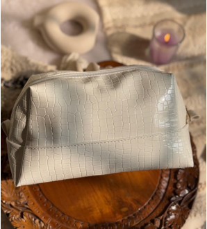 Chunky Box Pouch White