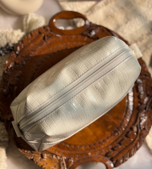 Chunky Box Pouch White