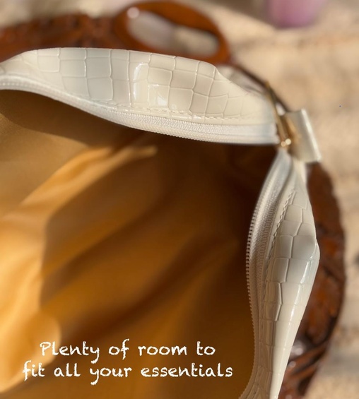 Chunky Box Pouch White