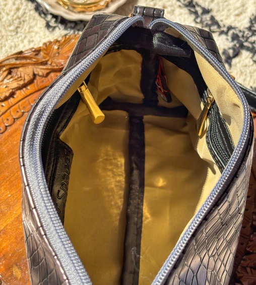 Elora Crossbody Metallic