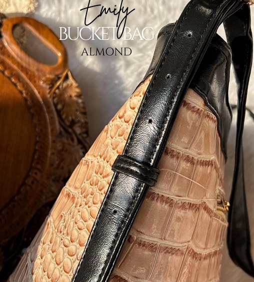 Emily Bucket Bag Almond Emily Bucket Bag Almond