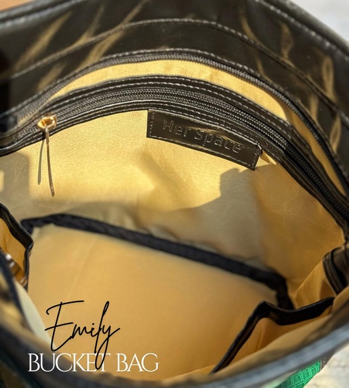 Emily Bucket Bag Almond Emily Bucket Bag Almond