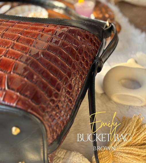 Emily Bucket Bag Brown