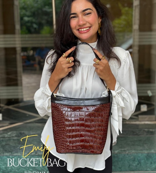 Emily Bucket Bag Brown