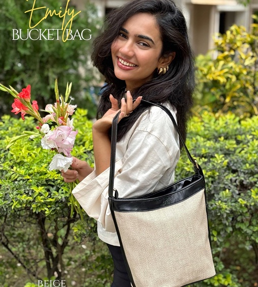 Emily Bucket Bag Beige