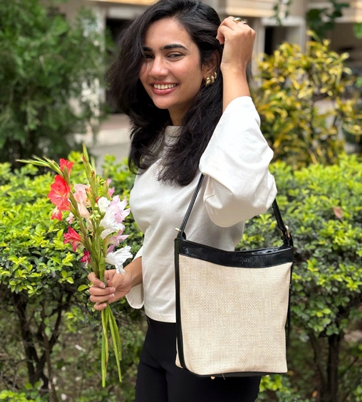 Emily Bucket Bag Beige