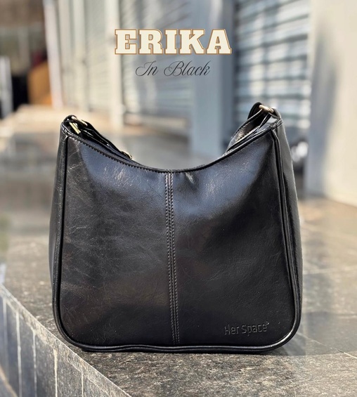 Erika Sling  Black