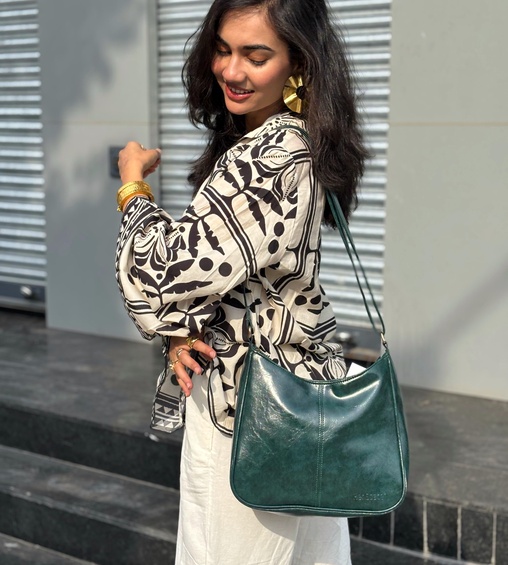 Erika Sling  Bottle Green