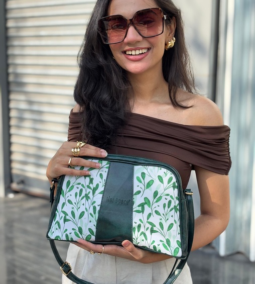 Eva Sling Green with Leafy Motif