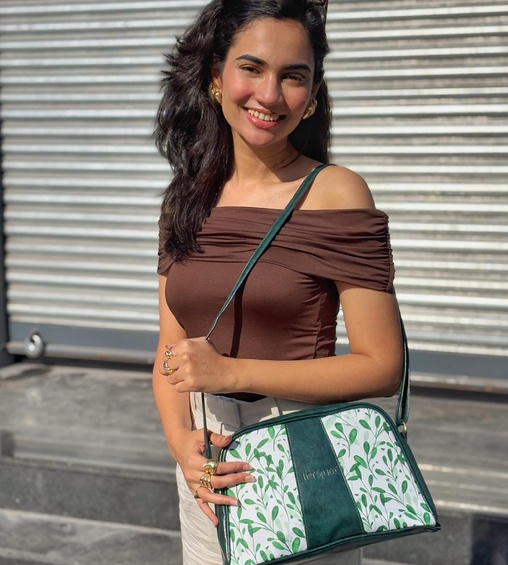 Eva Sling Green with Leafy Motif