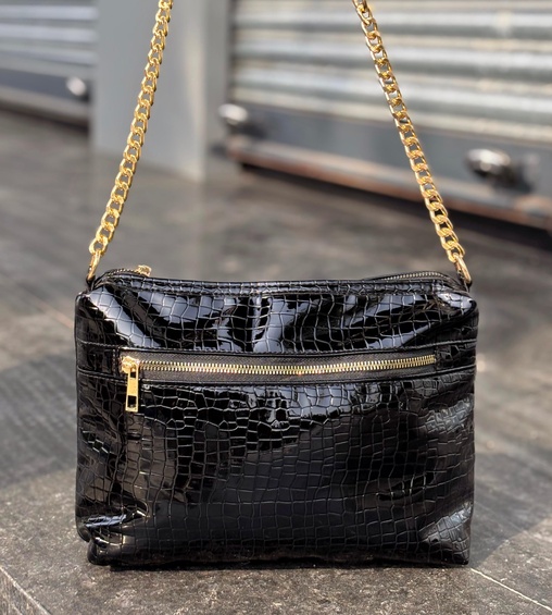 Golden Chain Sling Black
