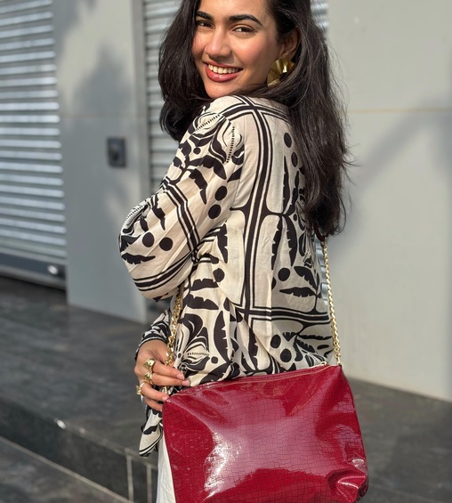 Golden Chain Sling Cherry Red