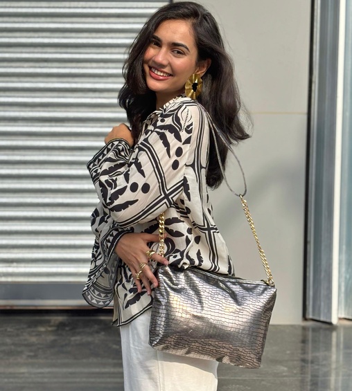 Golden Chain Sling Metallic Silver