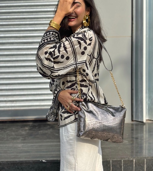 Golden Chain Sling Metallic Silver