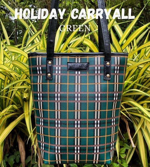 Holiday Carry All Green