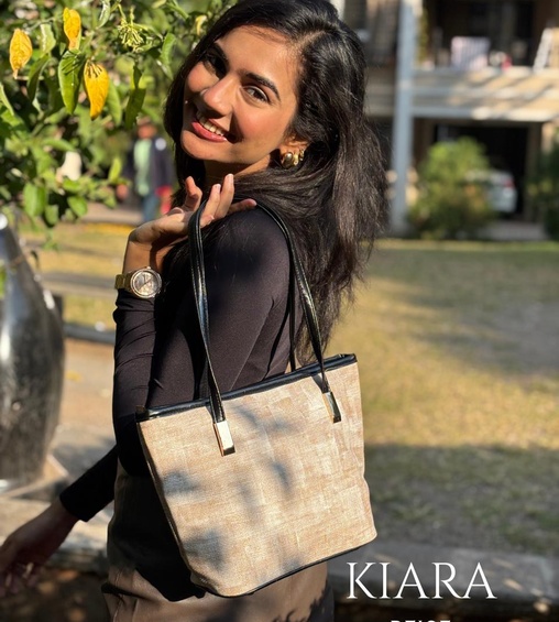 Kiara Handbag Beige