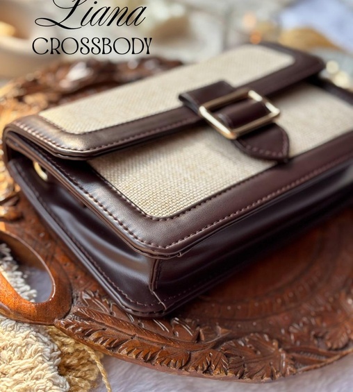 Liana Crossbody Beige Liana Crossbody Beige