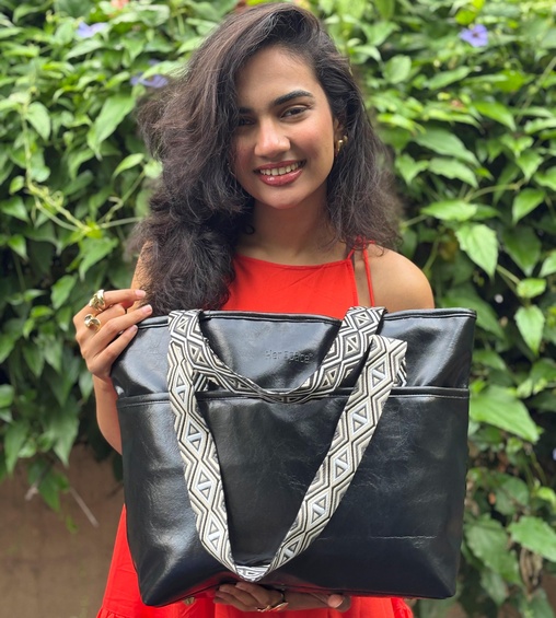Myra Tote Bag Black