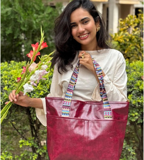 Myra Tote Bag Maroon