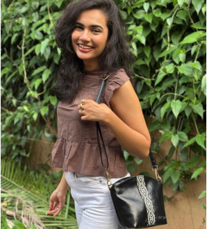 Noor Sling Bag Black