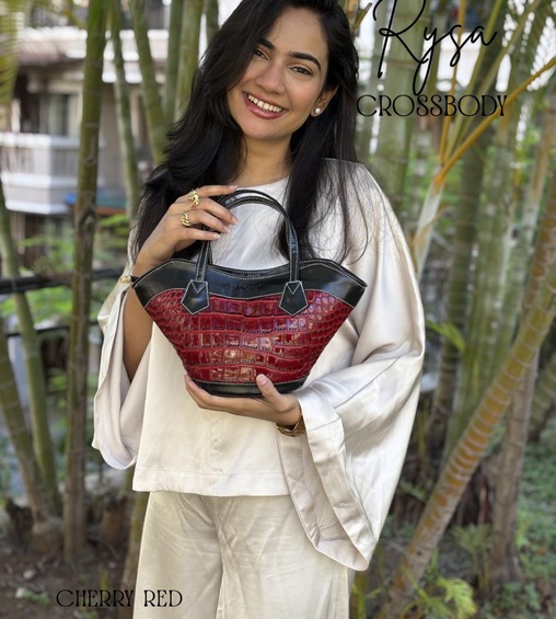 Rysa Crossbody Cherry Red