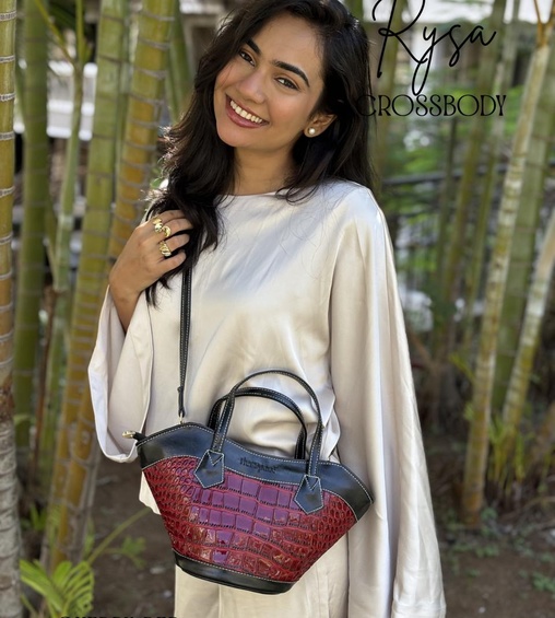 Rysa Crossbody Cherry Red