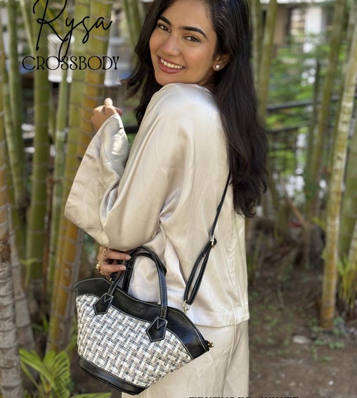 Rysa Crossbody Textured White