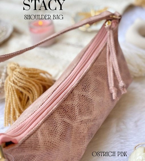 Stacy Shoulder Bag Ostrich Pink